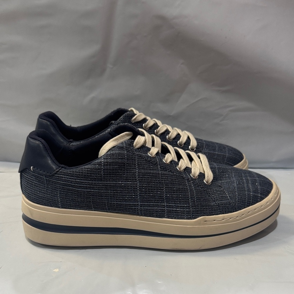 Clarks Denim Blue Sneakers with Cream Laces - Picture 6 of 10